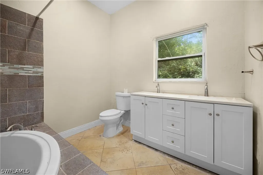 7823 Marx Drive North Fort Myers FL 33917