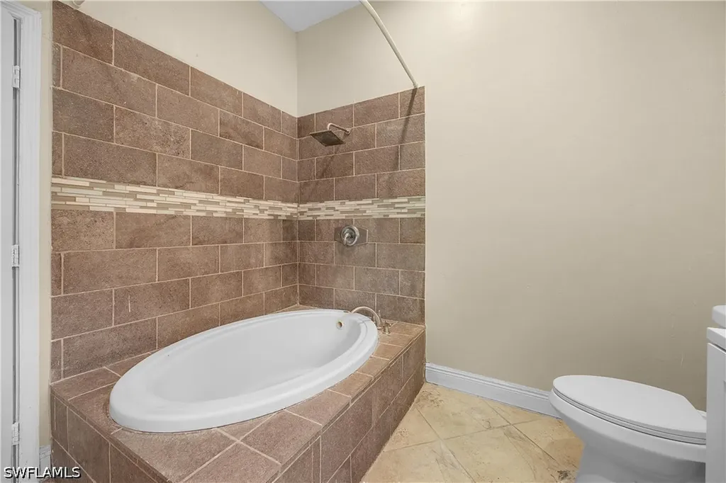 7823 Marx Drive North Fort Myers FL 33917