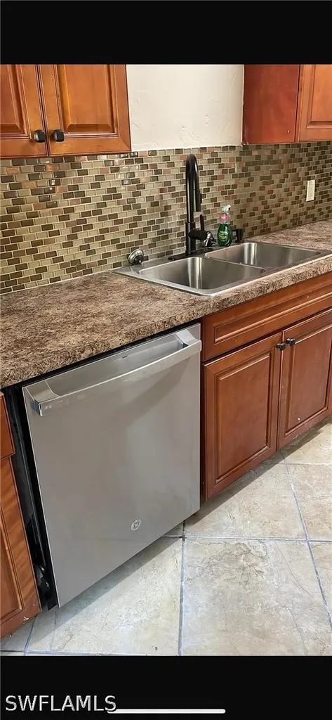 7823 Marx Drive North Fort Myers FL 33917