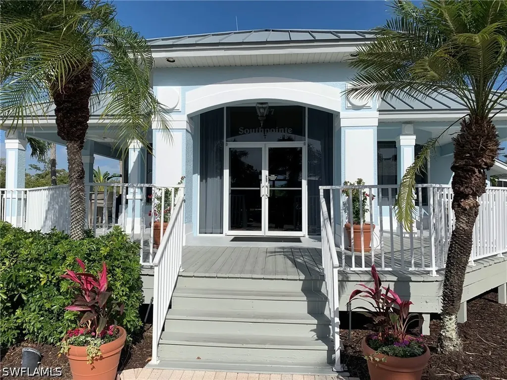 1777 Gulfstar Drive S Naples FL 34112