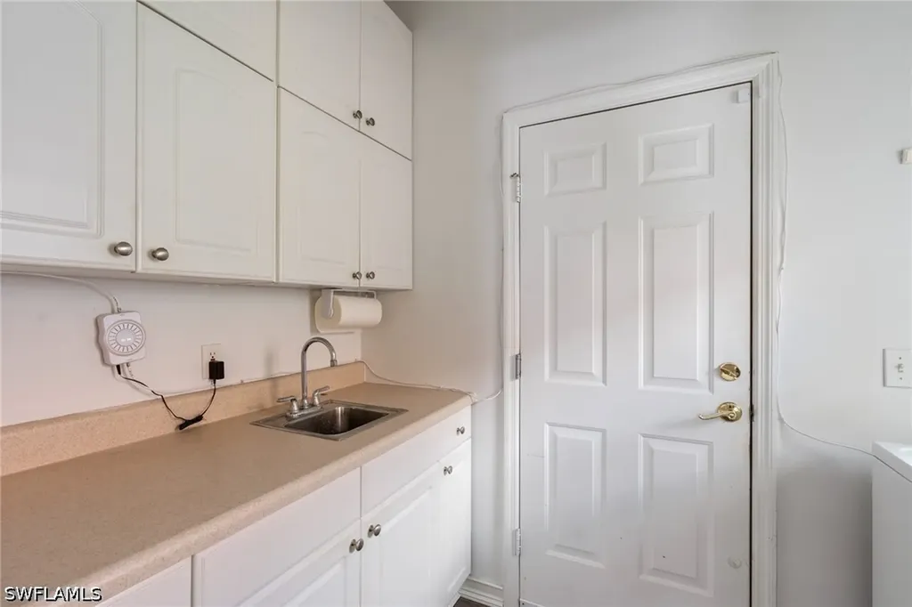 360 Pindo Palm Drive Naples FL 34104