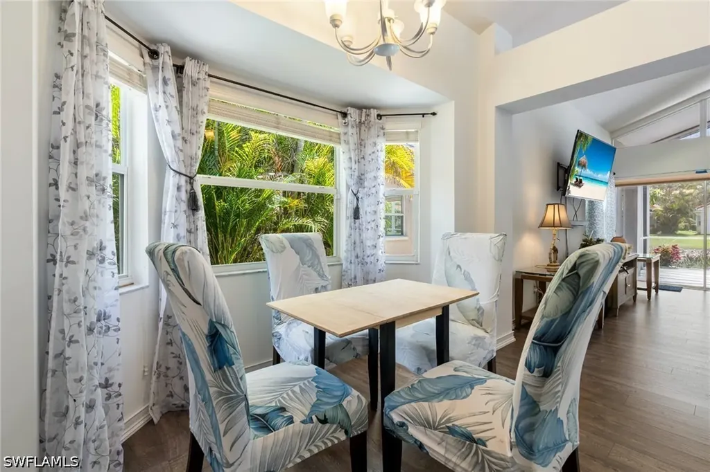 360 Pindo Palm Drive Naples FL 34104