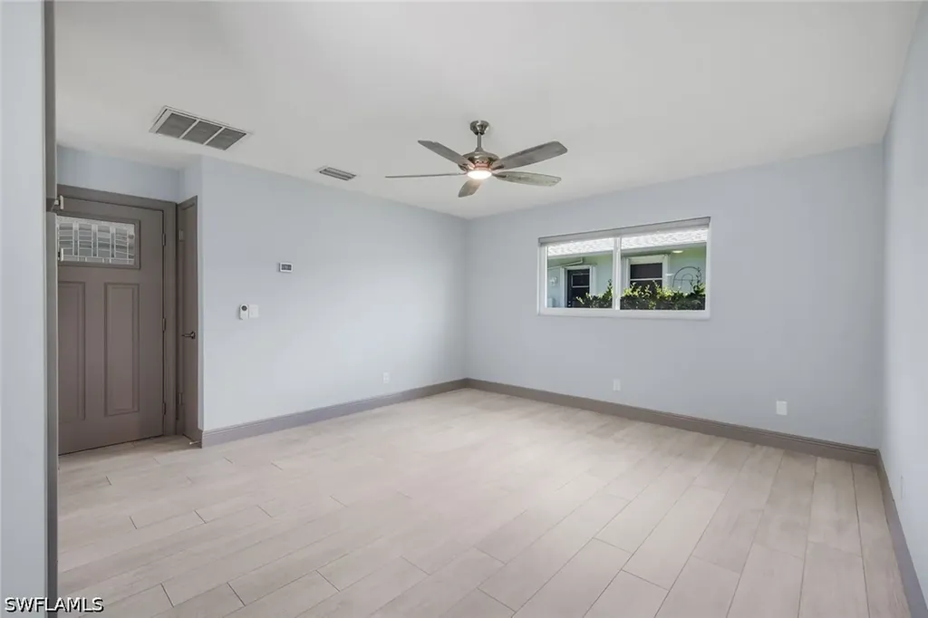 4005 SE 1st Avenue Cape Coral FL 33904