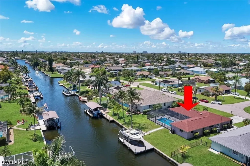 4005 SE 1st Avenue Cape Coral FL 33904