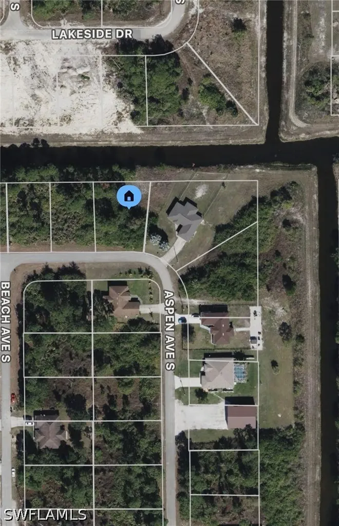 1045 Kellogg Street E Lehigh Acres FL 33974