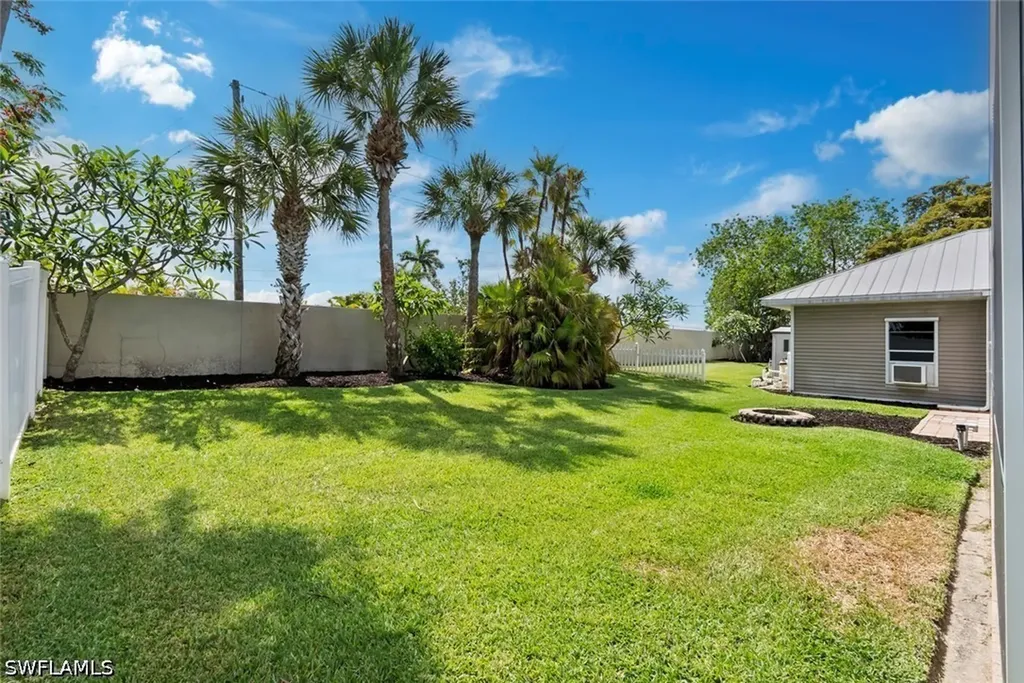15555 Caloosa Creek Circle Fort Myers FL 33908