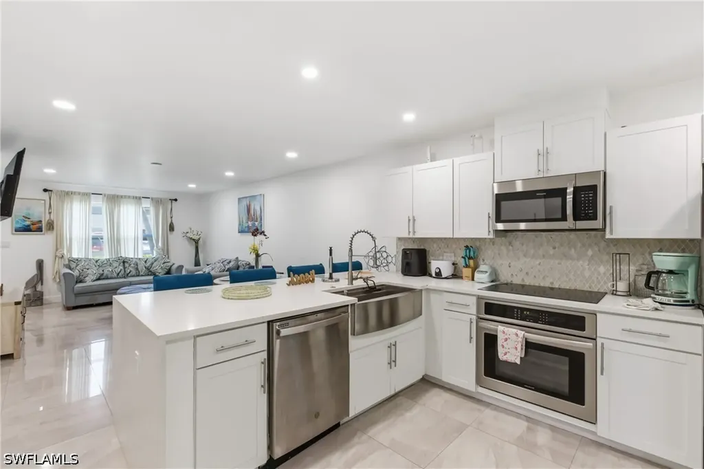 731 W Elkcam Circle Marco Island FL 34145