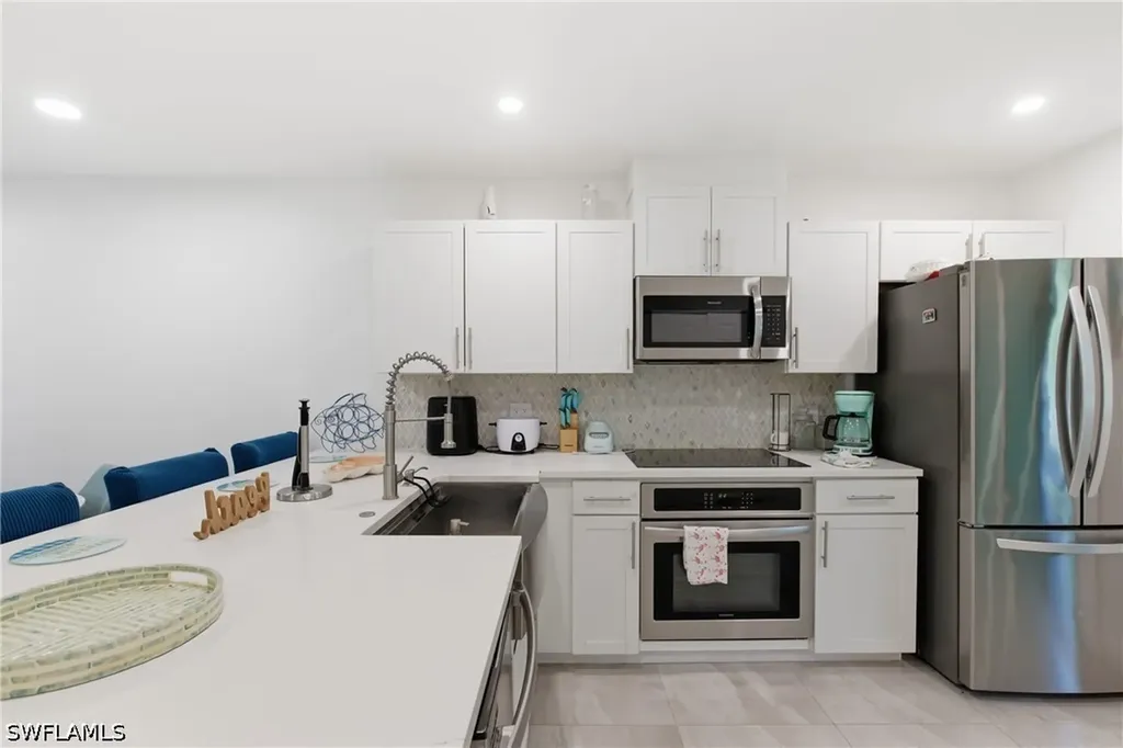 731 W Elkcam Circle Marco Island FL 34145