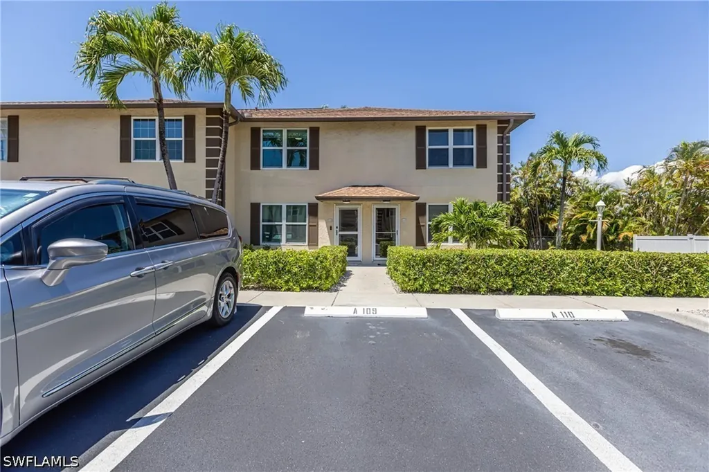 731 W Elkcam Circle Marco Island FL 34145