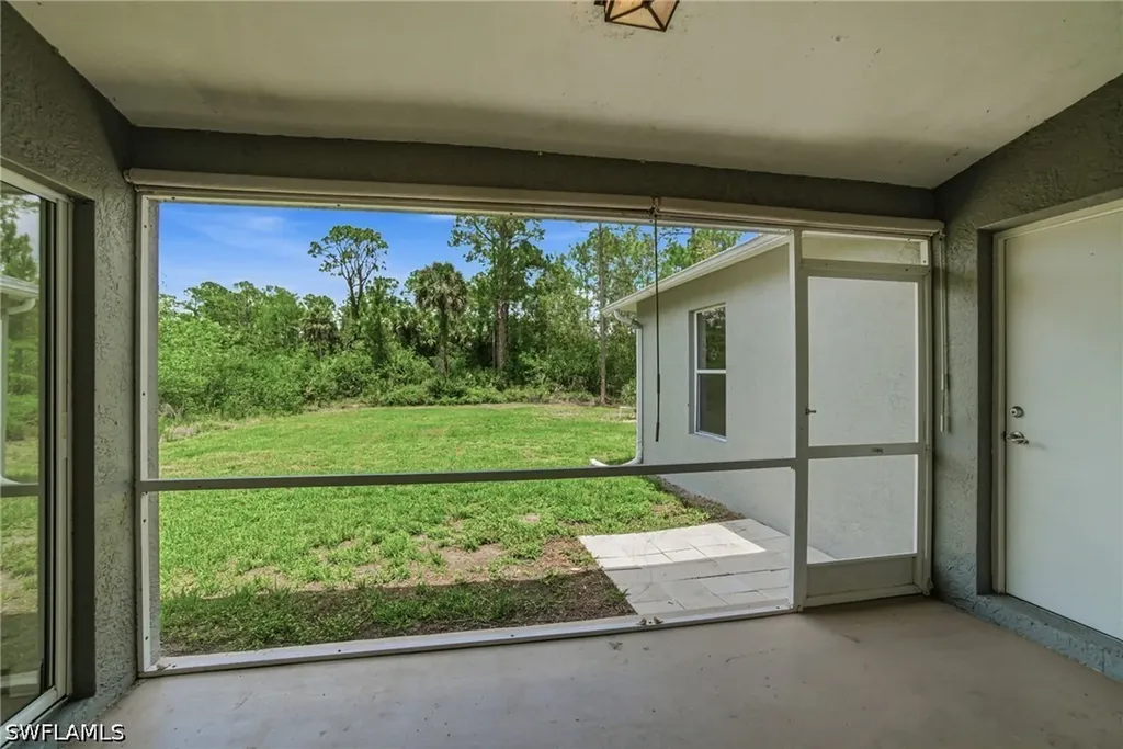 1871 20th Avenue NE Naples FL 34120