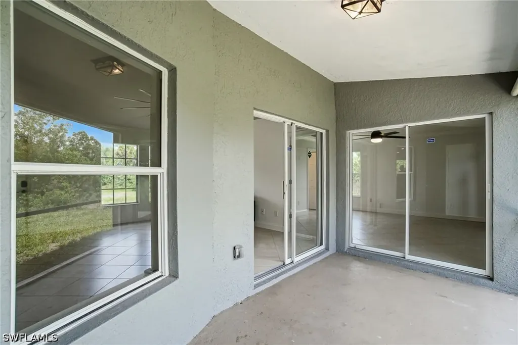 1871 20th Avenue NE Naples FL 34120