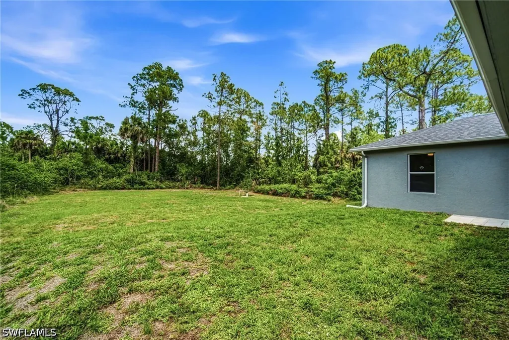1871 20th Avenue NE Naples FL 34120