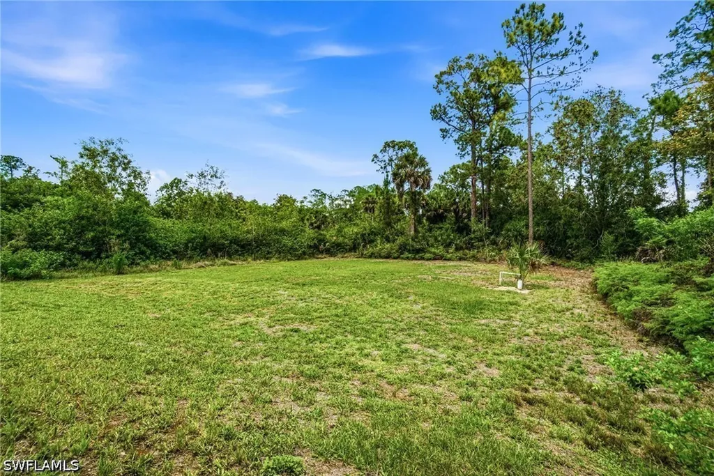 1871 20th Avenue NE Naples FL 34120