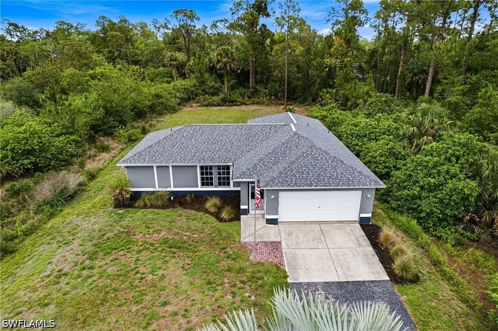 1871 20th Avenue NE Naples FL 34120