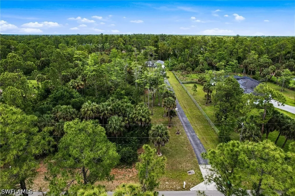 1871 20th Avenue NE Naples FL 34120