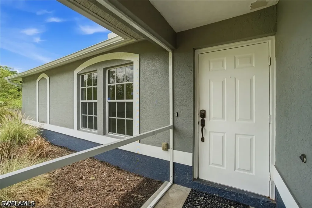 1871 20th Avenue NE Naples FL 34120