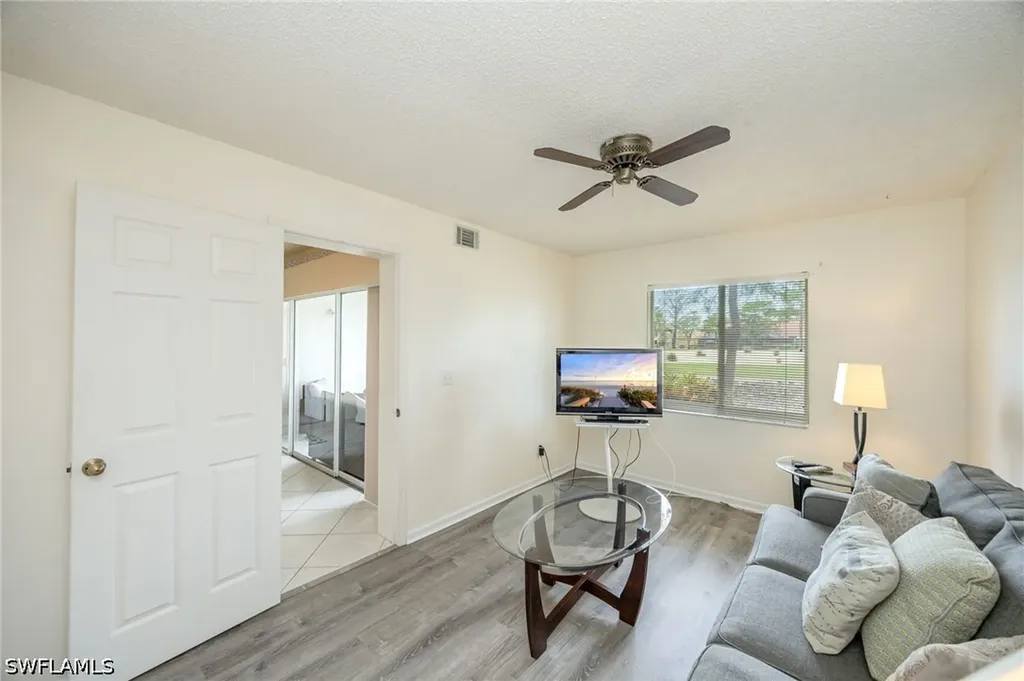 5950 Amherst Drive Naples FL 34112
