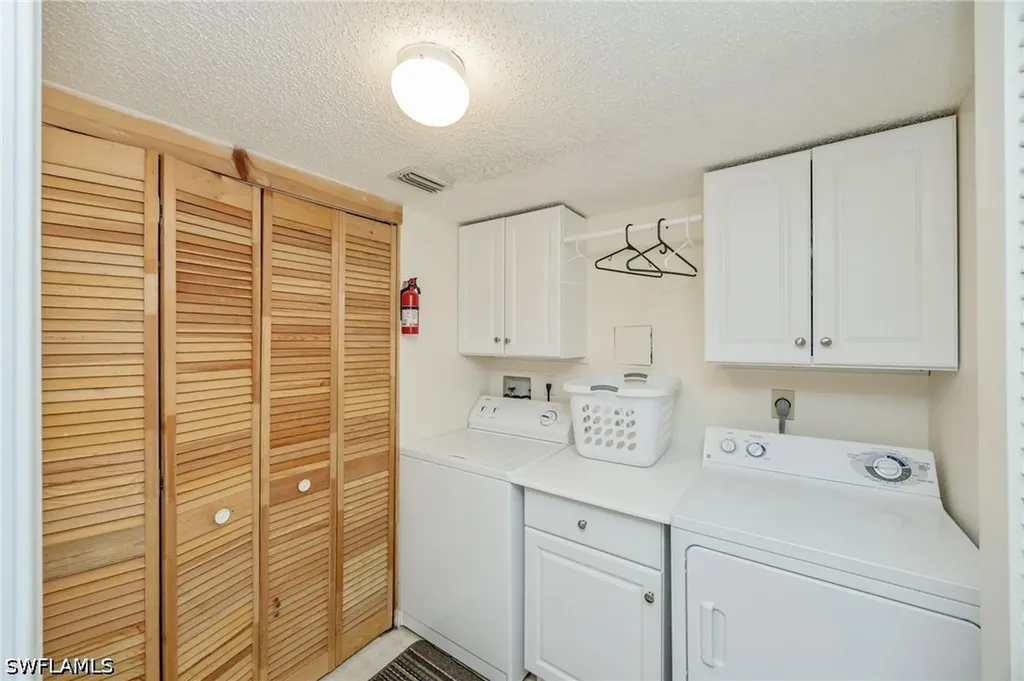 5950 Amherst Drive Naples FL 34112