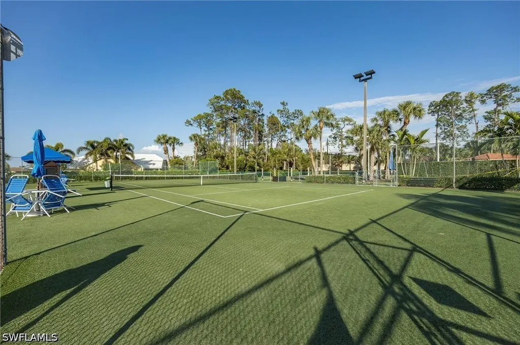 5950 Amherst Drive Naples FL 34112