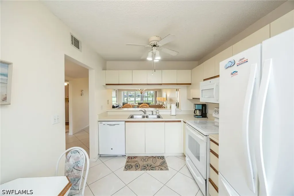 5950 Amherst Drive Naples FL 34112