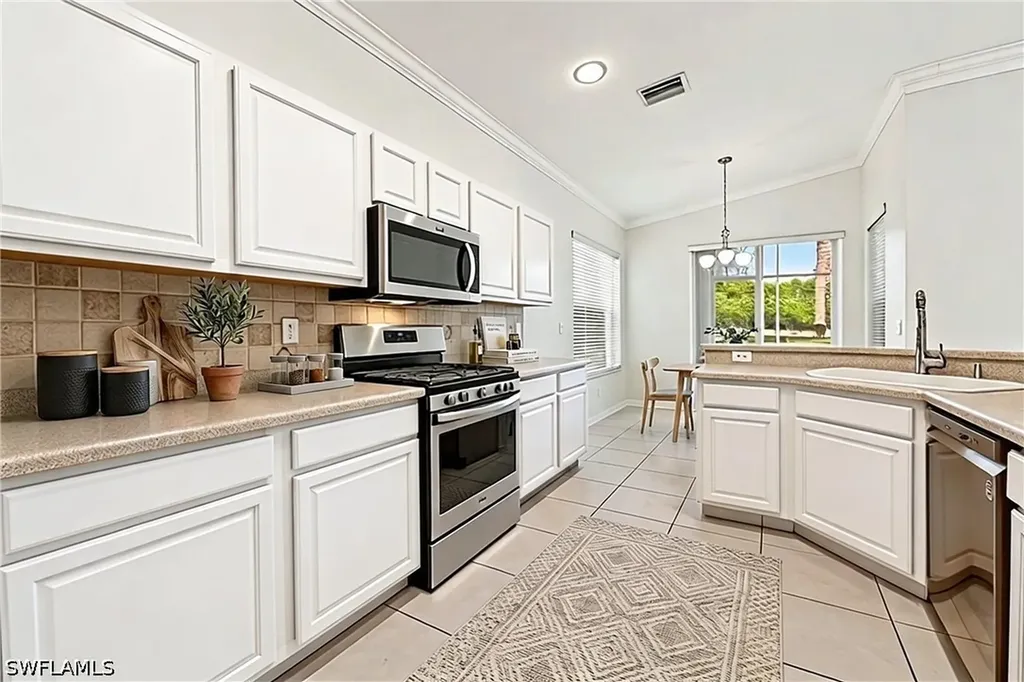 17929 Modena Road Miromar Lakes FL 33913