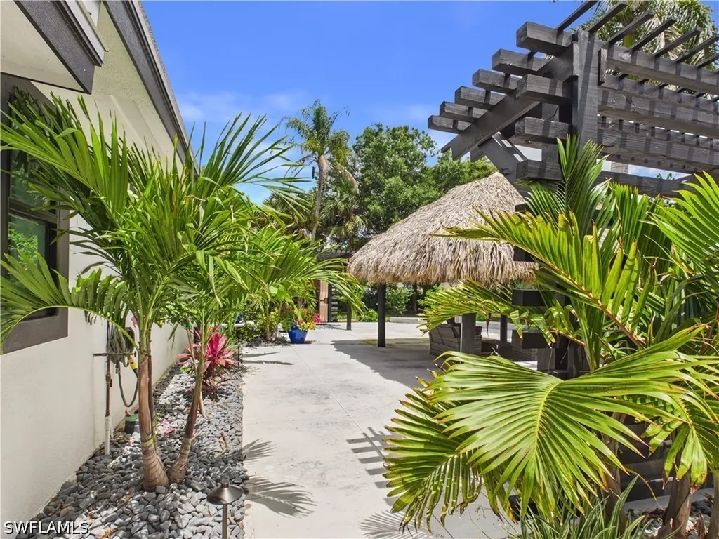 3650 Sunset Boulevard Naples FL 34112