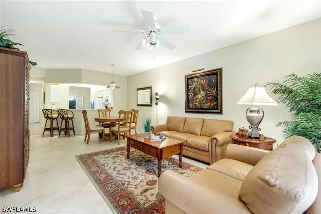 823 Tanbark Drive Naples FL 34108