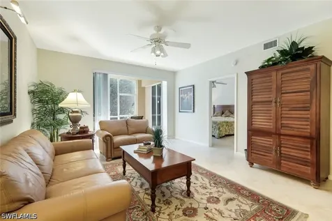 823 Tanbark Drive Naples FL 34108