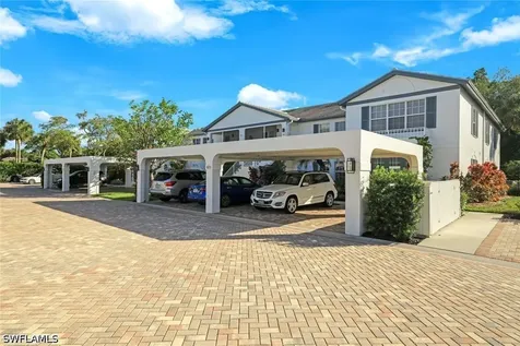 823 Tanbark Drive Naples FL 34108