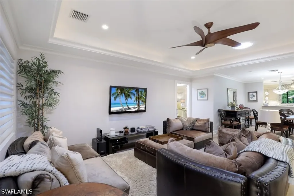 1199 9th Avenue N Naples FL 34102