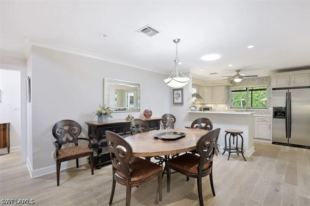 1199 9th Avenue N Naples FL 34102