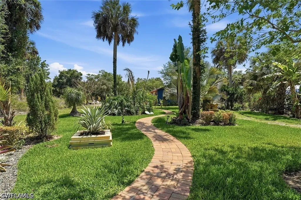4404 16th Avenue SE Naples FL 34117