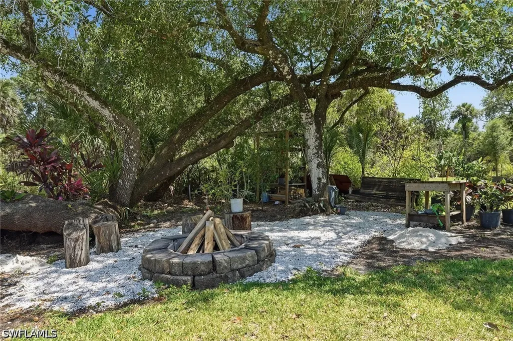 4404 16th Avenue SE Naples FL 34117
