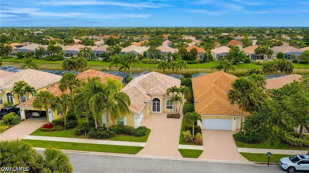 7558 Garibaldi Court Naples FL 34114