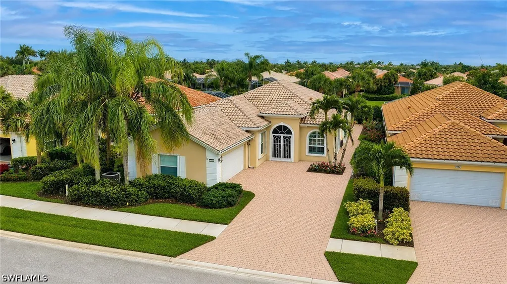 7558 Garibaldi Court Naples FL 34114