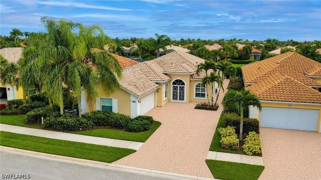 7558 Garibaldi Court Naples FL 34114