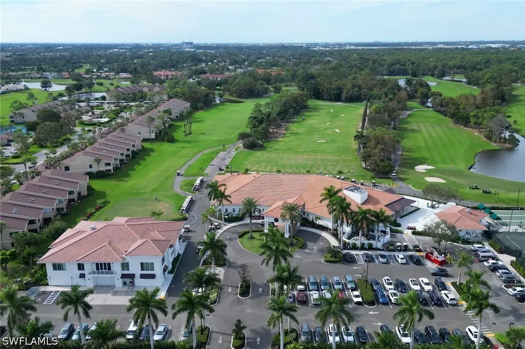 221 Fox Glen Drive Naples FL 34104