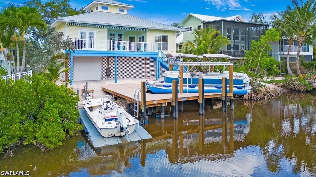 1296 Grand Canal Drive Naples FL 34110