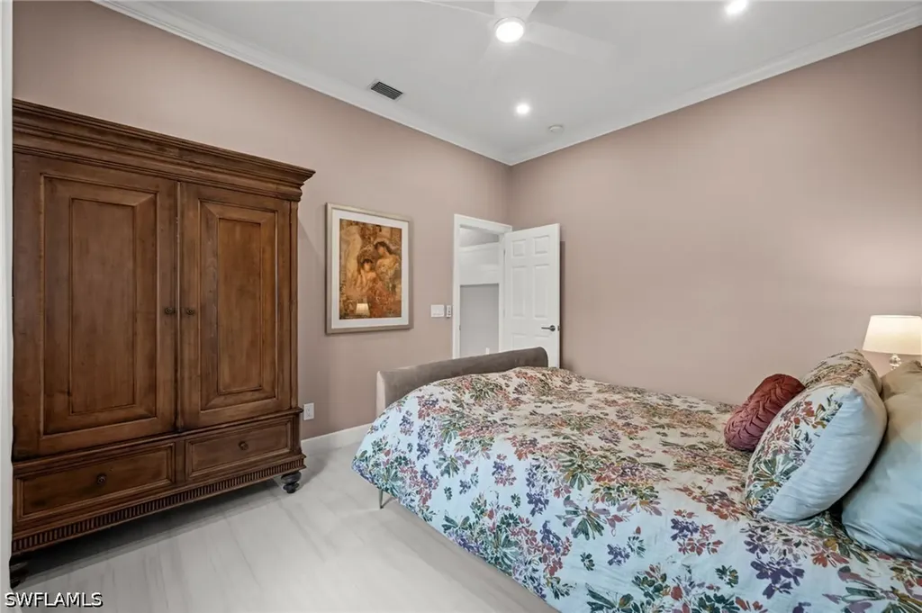 2035 Teagarden Lane Naples FL 34110