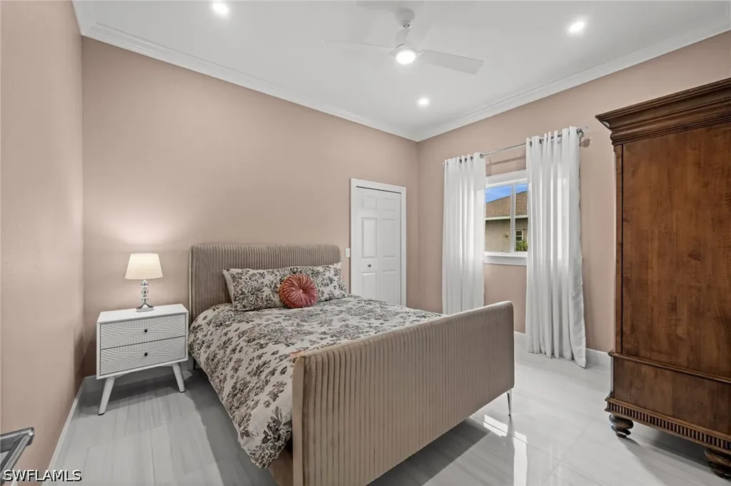 2035 Teagarden Lane Naples FL 34110