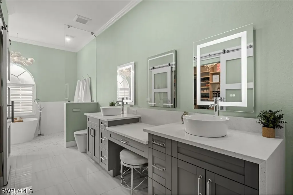 2035 Teagarden Lane Naples FL 34110