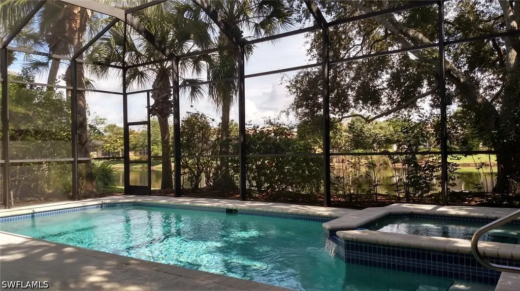 8526 Pepper Tree Way Naples FL 34114