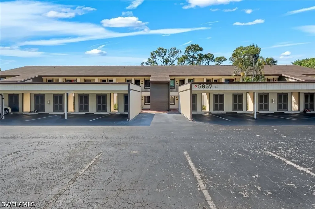 5857 Rattlesnake Hammock Road Naples FL 34113