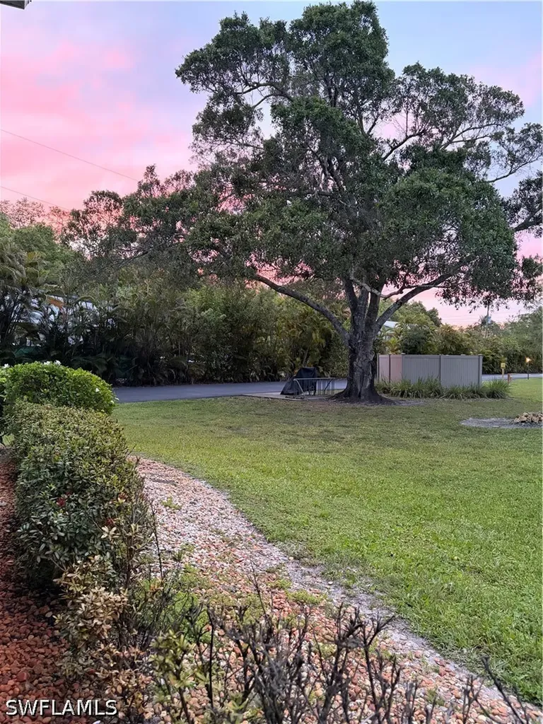 5737 Whitaker Road Naples FL 34112