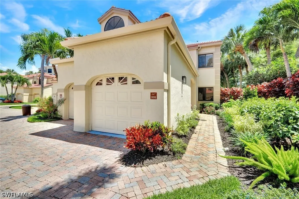 7056 Pelican Bay Boulevard Naples FL 34108