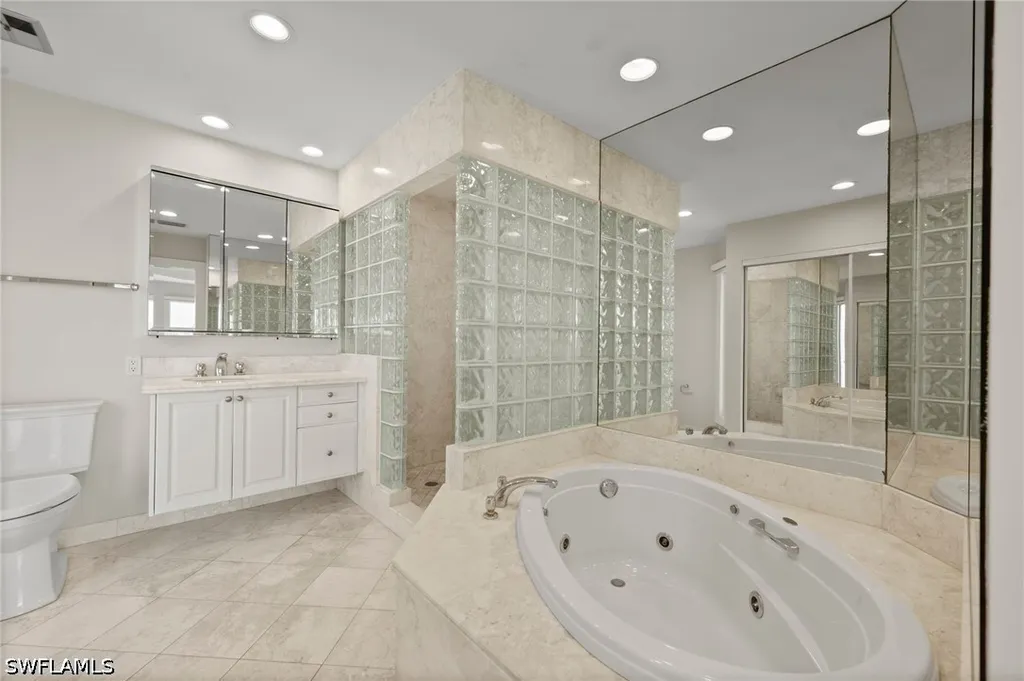 1301 Chesapeake Avenue Naples FL 34102