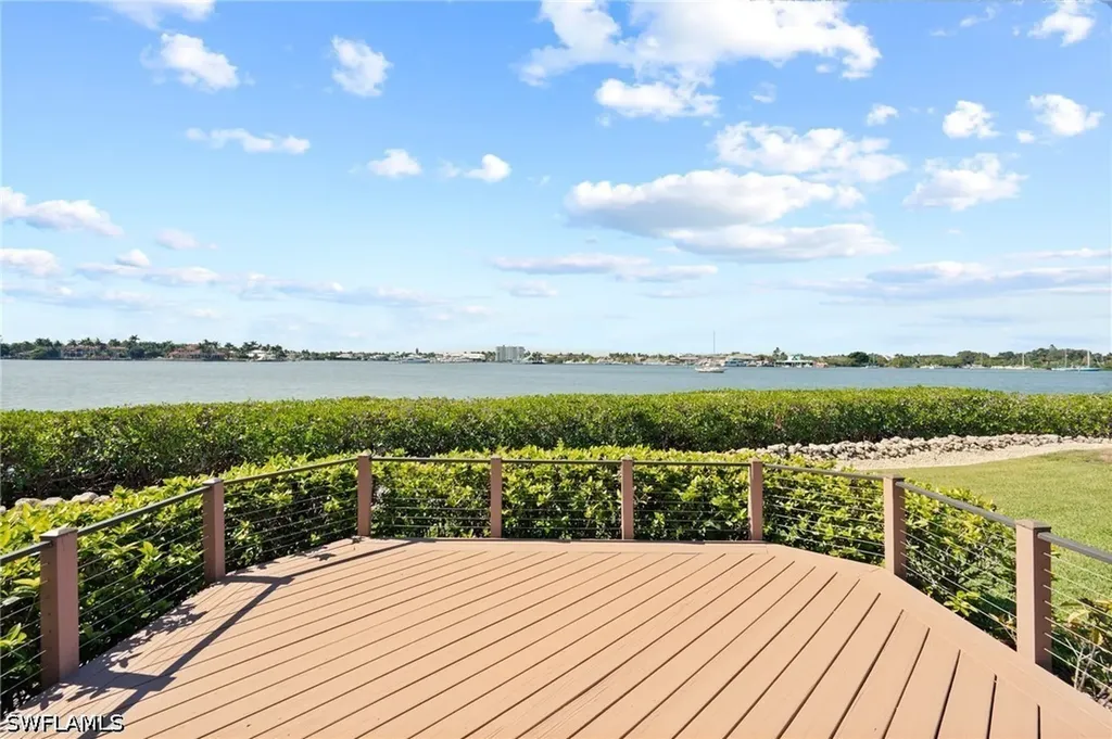 1301 Chesapeake Avenue Naples FL 34102