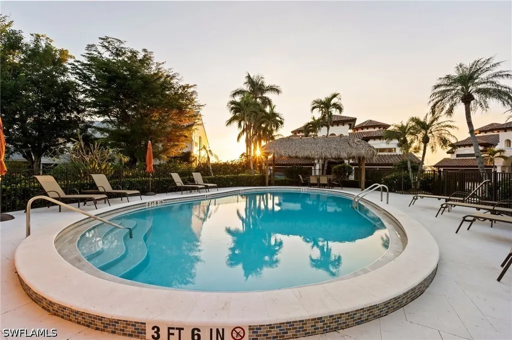 1301 Chesapeake Avenue Naples FL 34102