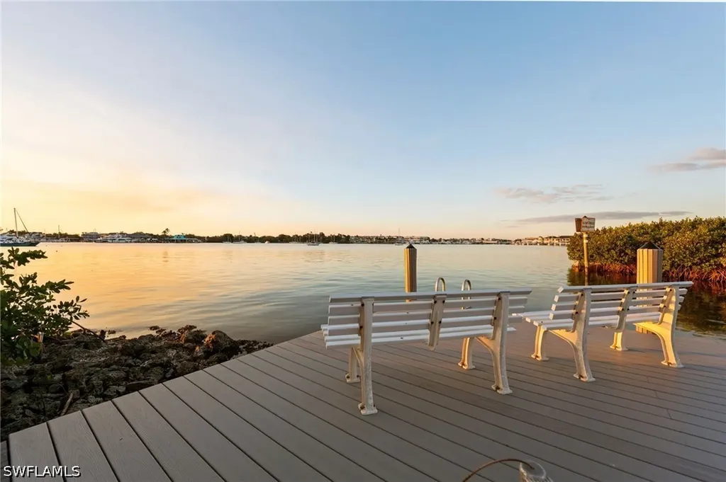 1301 Chesapeake Avenue Naples FL 34102