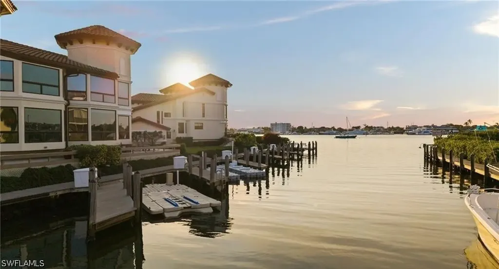 1301 Chesapeake Avenue Naples FL 34102